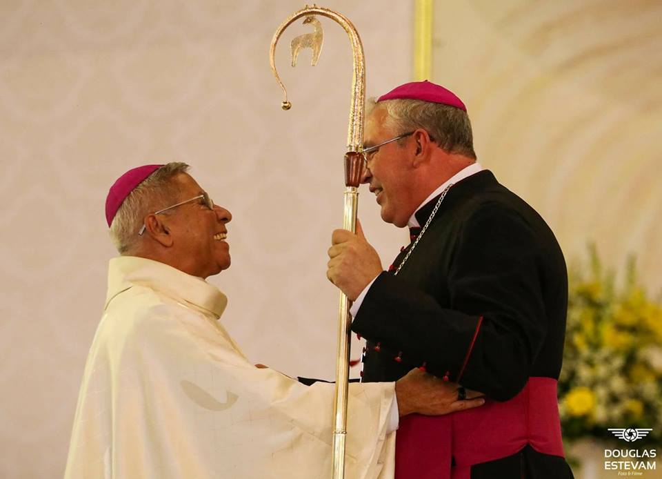 Dom Geremias toma Posse como Arcebispo de Londrina