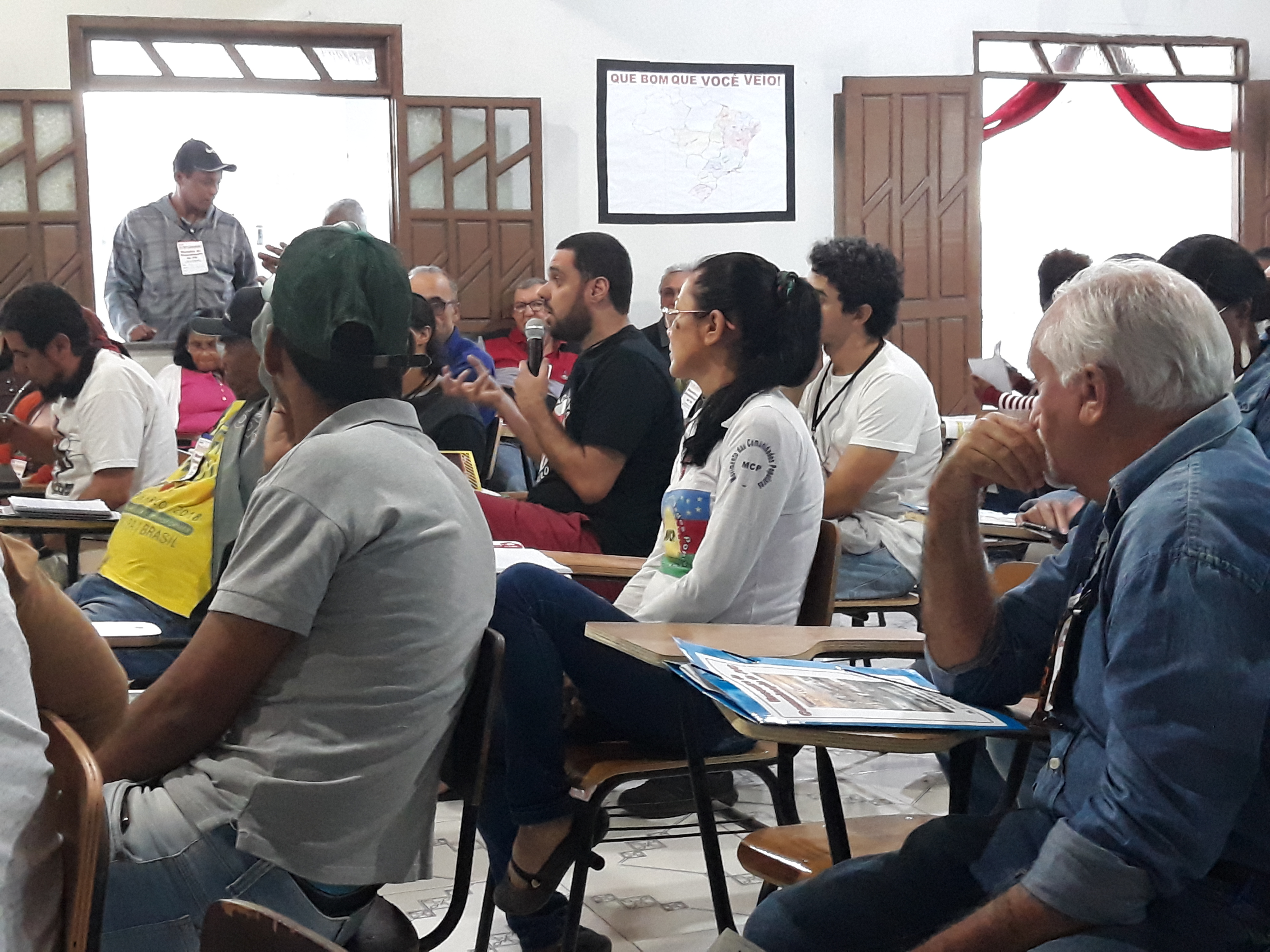 Comunicadores populares partilham experiências em Feira de Santana (BA); CEBs participam