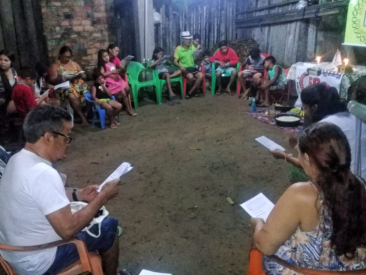 Comunidade Santa Luzia, em Ananindeua (PA), organiza Círculo Bíblico sobre Sínodo