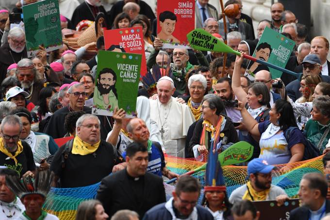 O Papa Francisco e as Comunidades Eclesiais de Base – duas primaveras na Igreja